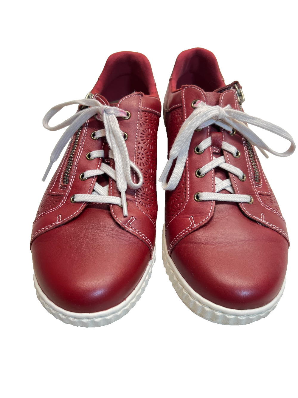 Clarks Collection Women Sneakers Caroline Rio Embossed Leather Zipper Red Sz 9.5